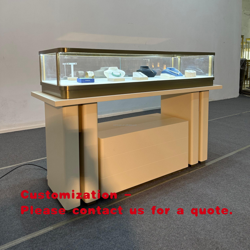 Kasten en displays van roestvr - Jewelry Stores Watches recensie en prijs